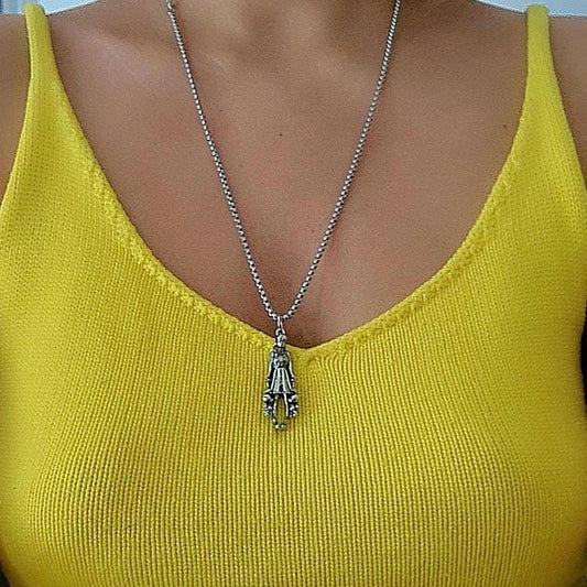Girl with teady bears Necklace : Anime  Jewelry