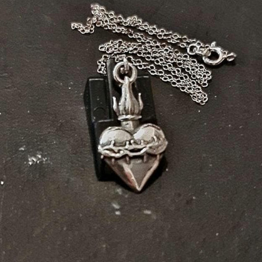 Flamed Sacred Heart Necklace - handmade 925 sterling silver - 45cm Chain