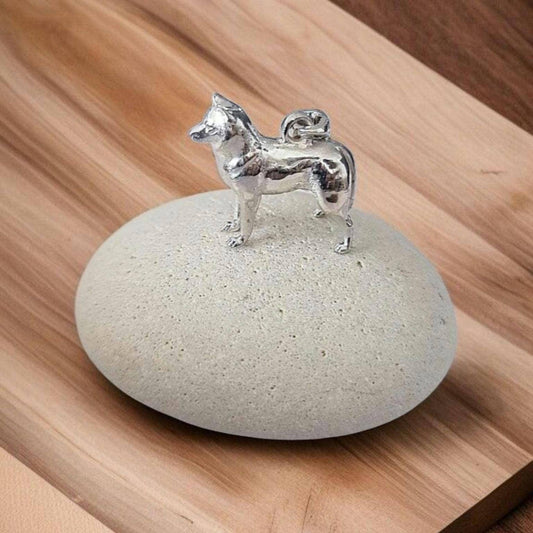 Husky figurine  Pendant  925 Sterling Silver  Realistic Siberian